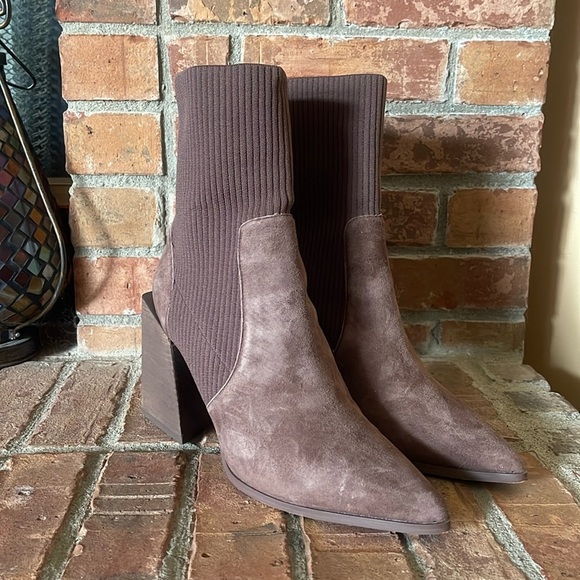 Steve Madden Women's Tackle Ankle Boots in Taupe Suede - Picture 1 of 8